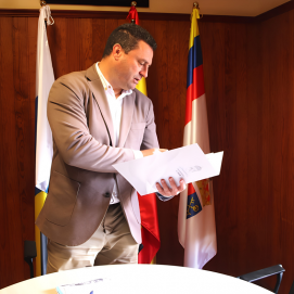 Óscar Noda, alcalde de Yaiza