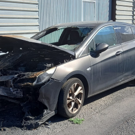 Vehículo quemado en Arrecife