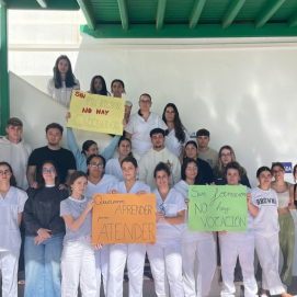 Estudiantes de Enfermería de la ULPGC en Lanzarote se manifiestan por la falta de profesores