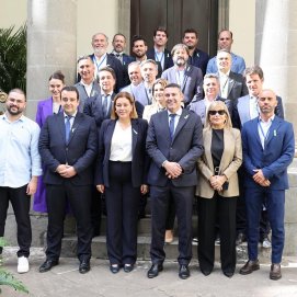 Visita al Parlamento de Canarias
