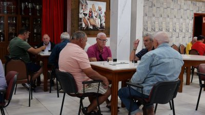 'Tercer Torneo de Dominó'