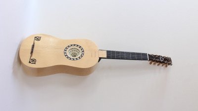Instrumentos antiguos creados por Paco Dorta