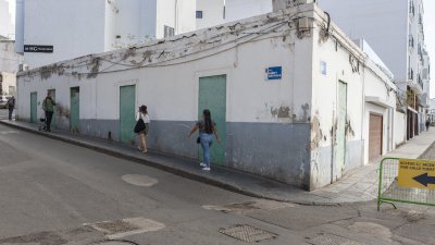 Arrecife y sus inmuebles abandonados. Fotos: Juan Mateos.