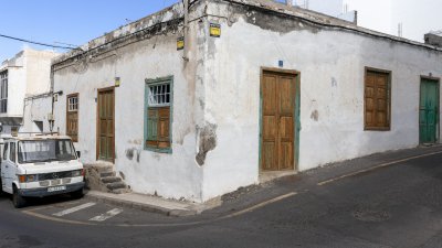 Arrecife y sus inmuebles abandonados. Fotos: Juan Mateos.