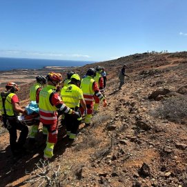 Rescate de una parapentista accidentada en Mala