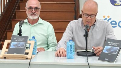 Presentación del poemario 'De la ceniza al Sueño'