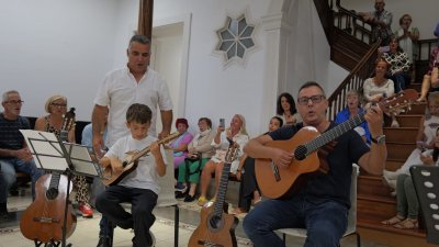 Arrecife se convierte en refugio de la música con el concierto 'Mano a mano' 