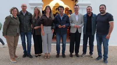 Los vecinos de Tao celebran la procesión en honor a Santa Rita de Casia, patrona de los casos imposibles