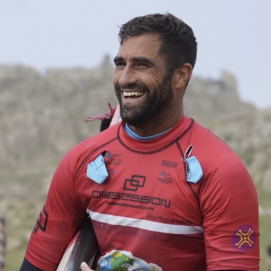 Manuel Lezcano, ganador del Campeonato de España de olas grandes