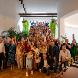 Acto de la Sociedad Democracia