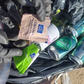 Basura en la playa de Famara