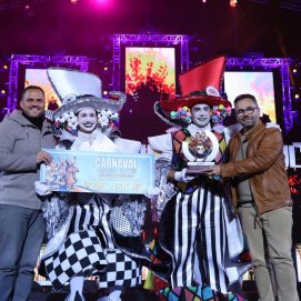 Los Simplones se alzan con el primer premio del XXXV Concurso de murgas, 2025