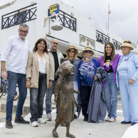 Conjunto escultórico que homenajea a la mujer graciosera