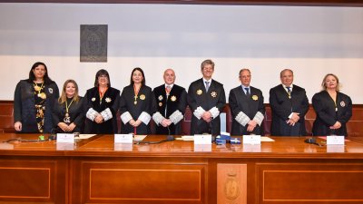 Toma de posesión  Carlos Viña Romero Presidente Consejo Canario de Colegios de Abogados 120626 1
