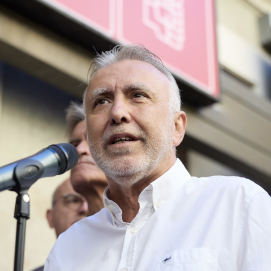 El Ministro de Política Territorial y Memoria Histórica, Ángel Víctor Torres. 