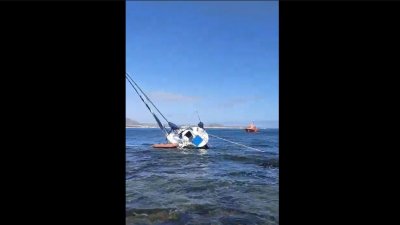 Velero encallado