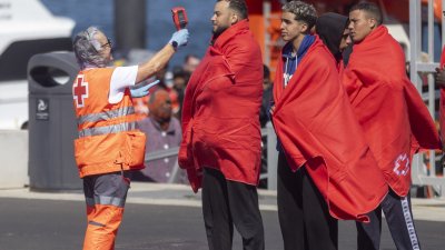 Llegada de migrantes a Arrecife, 14 de junio 2026 (Fostos: Juan Mateos)