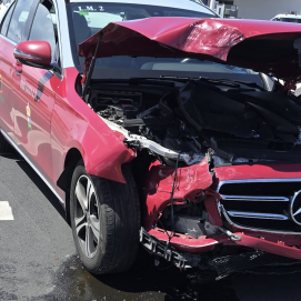 Uno de los vehículos implicados en el accidente.