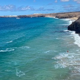 Niño en apuros en Papagayo
