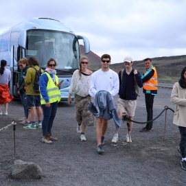 Servicio de guaguas lanzaderas en Volcán del Cuervo. Foto: Cabildo.