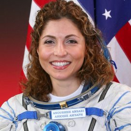 Anousheh Ansari. Turismo. Aeroespacial.