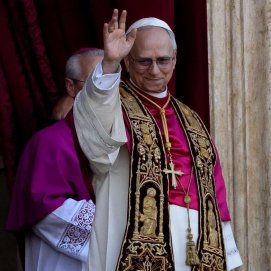 Papa León 14