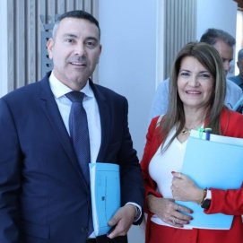 Oswaldo Betancort junto a María Jesús Tovar