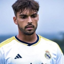 Raúl Asencio, jugador del conjunto filial del Real Madrid en una imagen de archivo. / LP/DLP
