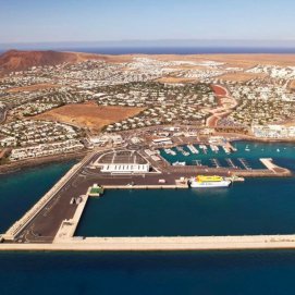 Puerto de Playa Blanca
