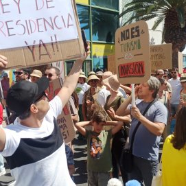 Lanzarote tiene un límite, 18M. Impuestos. Foto: Juan Mateos