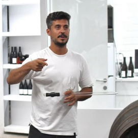 El enólogo Carmelo Peña