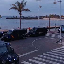 Vehículos de la Policía Nacional  (Fotos: La Voz)