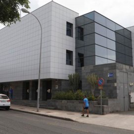 Fachada de los juzgados de Arrecife. Foto: José Luis Carrasco.