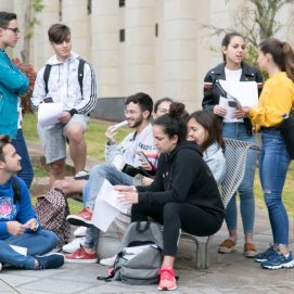 Estudiantes en el campus de guajara. Universidad de La Laguna