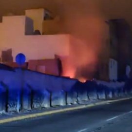 Incendio en La Isleta. Foto: La Provincia.