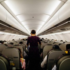 Pasaje del avión de una aerolínea.