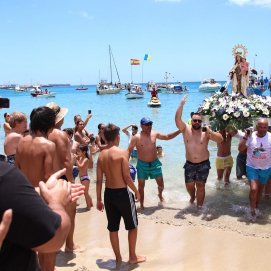 Procesión marítima de honra a la Virgen del Carmen