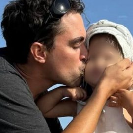 Padre e hija en una foto