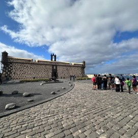 Visita didáctica al Castillo de San José en Arrecife.