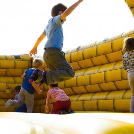 Niños jugando. Foto: Pexels