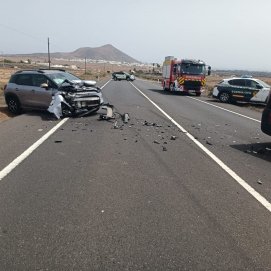 Colisión frontal en Tahíche 