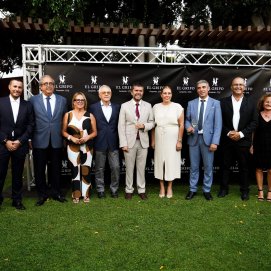 Foto de familia durante el evento. Vino de Lanzarote.