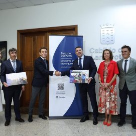 Imagen del evento para la firma del protocolo de adhesión al manifiesto 'Turismo que suma' por parte del Cabildo.