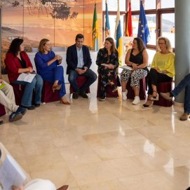 Astrid Pérez en su visita en La Palma
