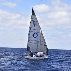 El Graciplus durante la regata