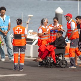 Llegada de migrantes a Puerto Naos (Fotos: Juan Mateos)