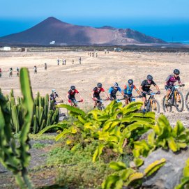 Ciclismo en Lanzarote. Imagen: Turismo Lanzarote.