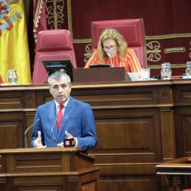 Manuel Domínguez anuncia su plan para los autónomos de Canarias.