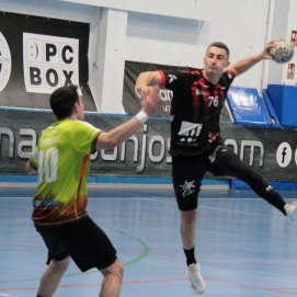BALONMANO. SAN JOSÉ OBRERO   BUEU (4)