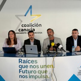 Parlamentarios canarios y Pedro San Ginés en la presentación de los Presupuestos 2026.